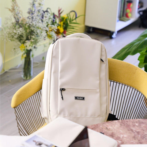 Hulken white backpack